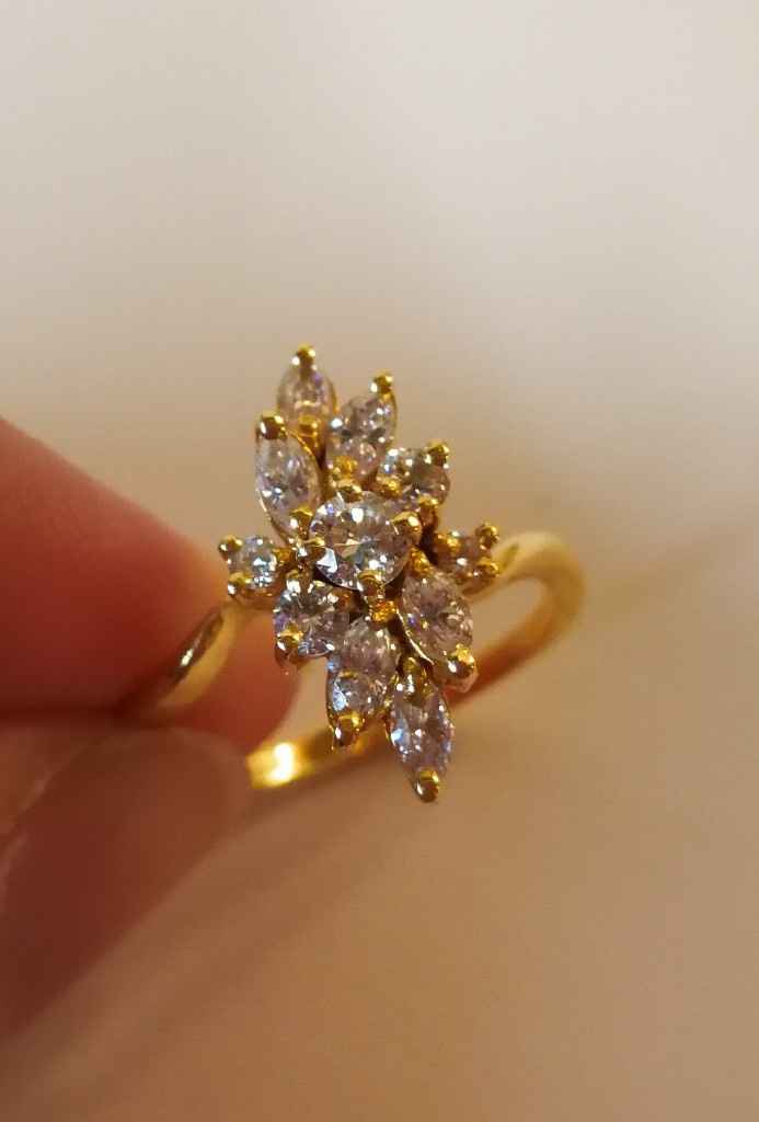 Voilà ma bague de fiançailles - 1