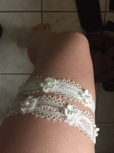 Mes chaussures, ma jarretière et mes bijoux 😍 - 2