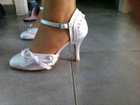 Chaussures de mariée avec noeud : fan ou pas fan ? - 1