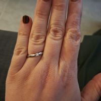 Ta bague de fiançailles sur le Pinterest de Mariages.net ça t'intéresse ? ❤️ - 1