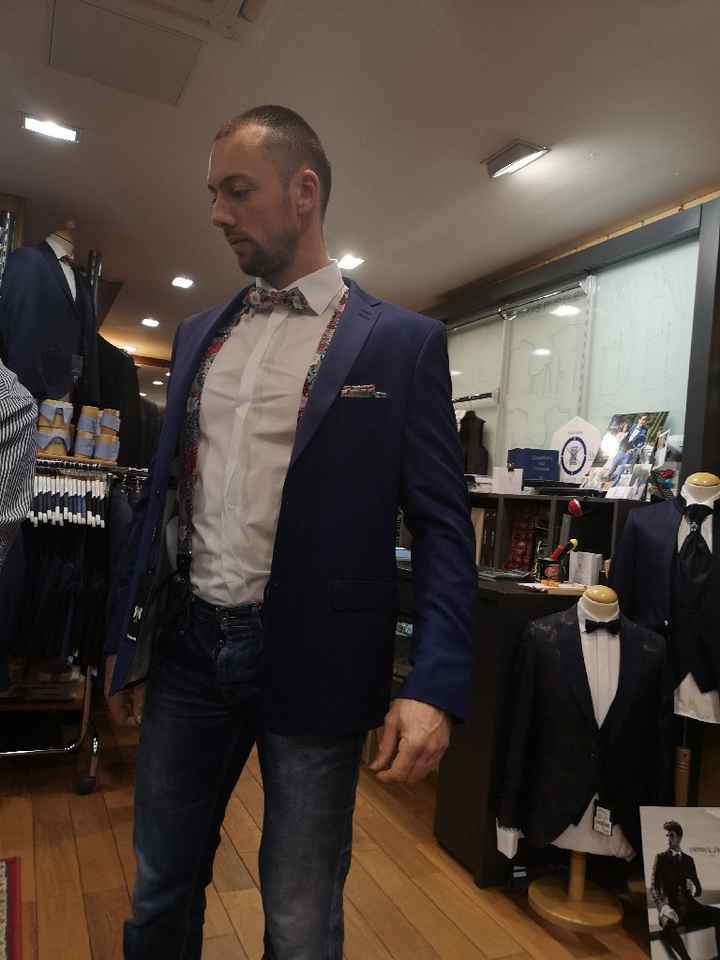 Il a choisi son costume - 2