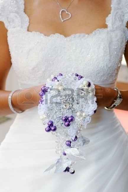 Bouquet de perles et bijoux