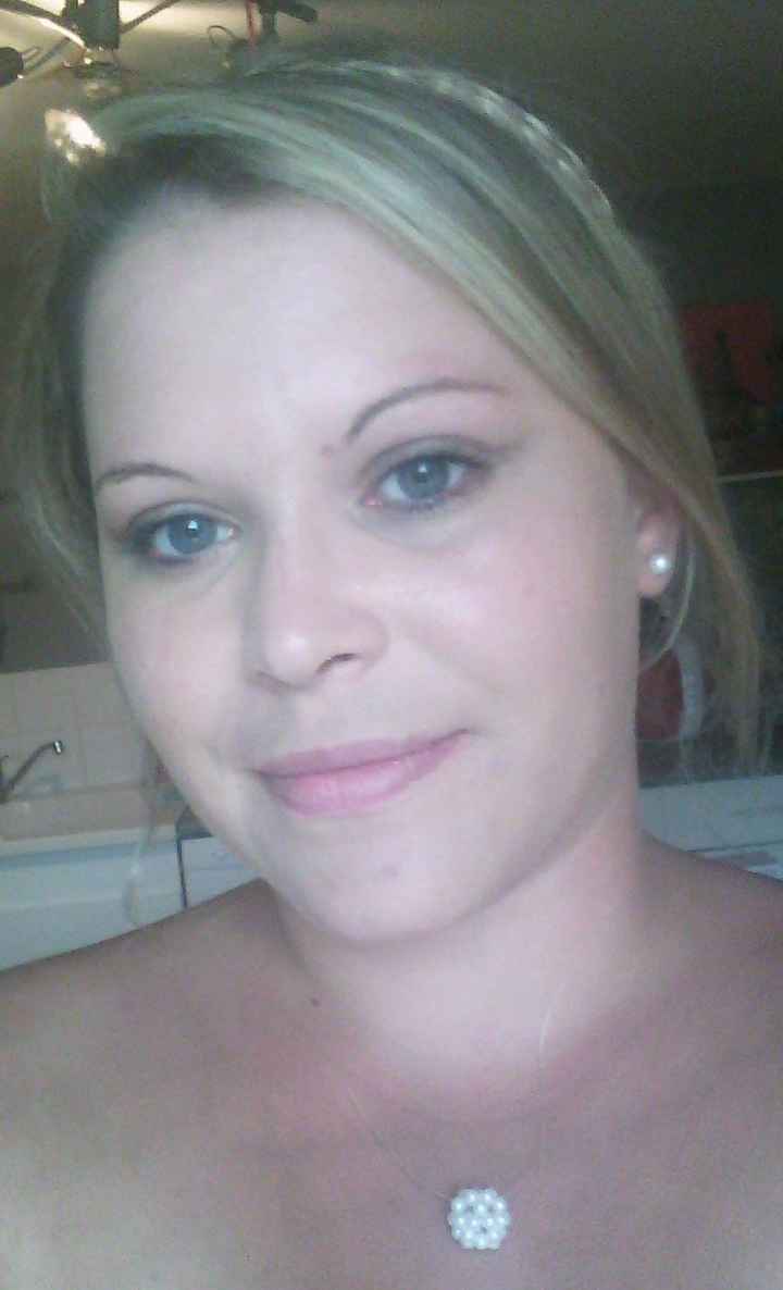 Coiffure et bijoux...