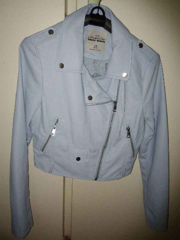 Que mettez vous par dessus la robe? - 1