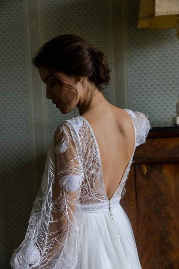 Un gilet de berger sur robe de mariée ? - 1