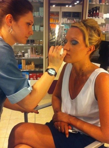 make_up