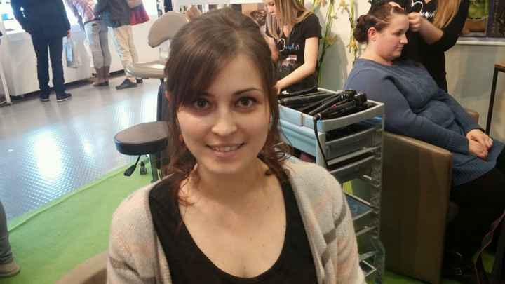 Essai coiffure au salon du mariage  - 3