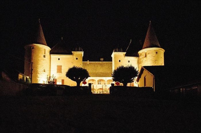 Chateau de Varennes la nuit 