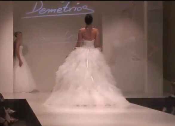 Demetrios robe 579 - l'avez-vous? - 2