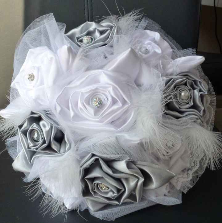 Des bouquets aux reflets argentés - 2