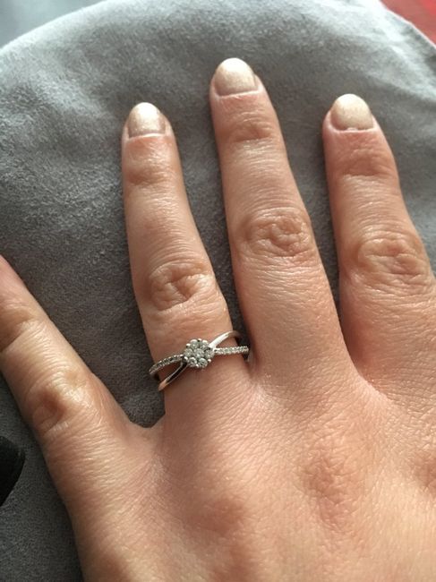Et vous à quoi ressemble votre bague de fillancailles ? - 1