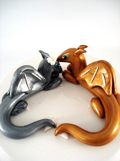 cake topper dragons
