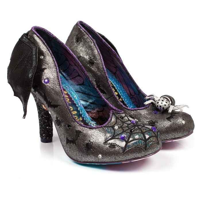 bat shoes