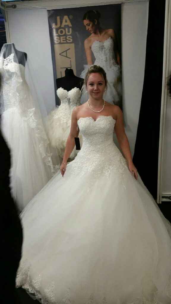 1er essayage au salon du mariage de paris - 1