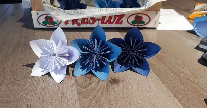 Hésitations couleurs des fleurs origami - 3