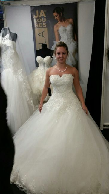 1er essayage au salon du mariage de paris - 1