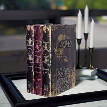 Urne livres anciens