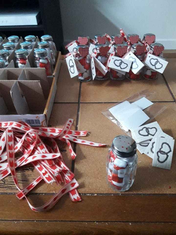 En pleine préparation des dragées - 1