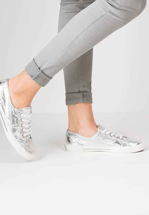 Chaussures - 1