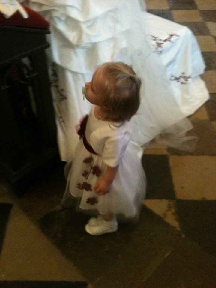 petite demoiselle dhonneur