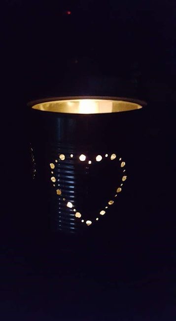 Essai lanterne boite de conserve coeur contour