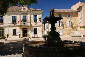 Mairie de Sainte Cécile les vignes