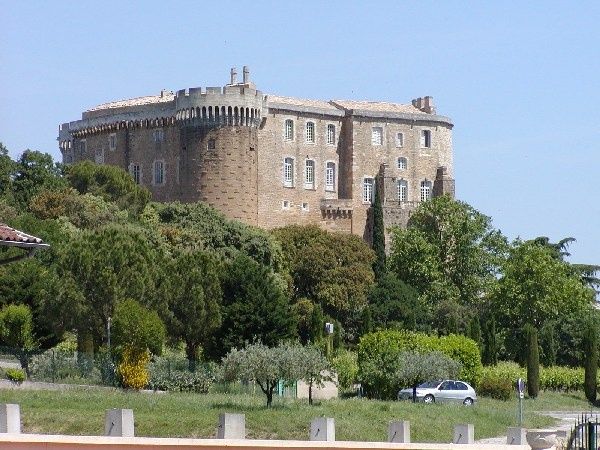 chateau