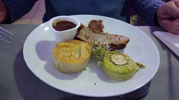 Plat de Monsieur : Pavé de porcelet, jus de thym