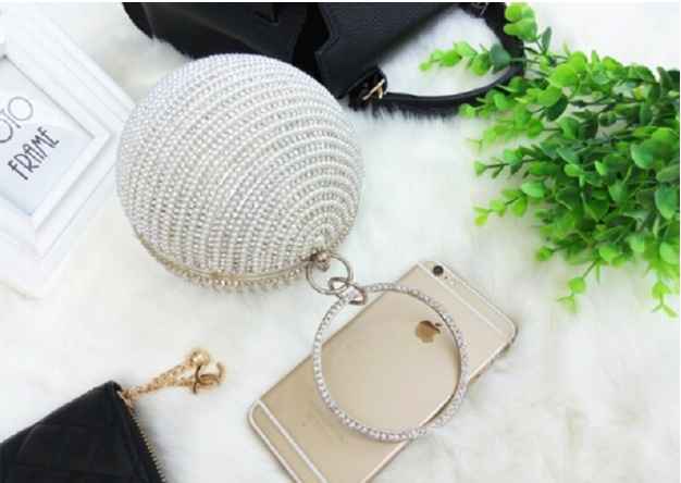 pochette mariée