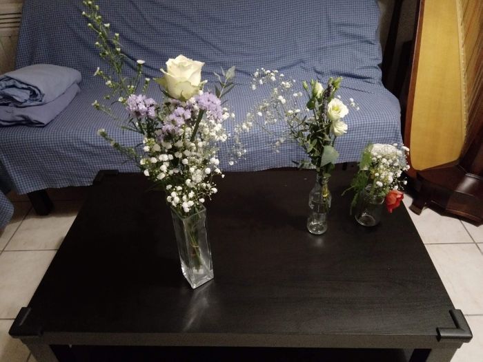 Essai bouquets de fleurs pour les tables