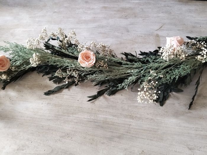 Guirlande florale table mariés stabilisés diy 2