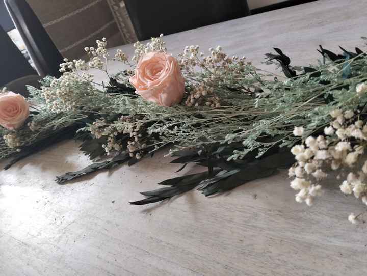 Guirlande florale table mariés stabilisés diy - 3