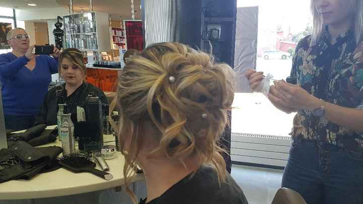 Cheveux fins? Quel coiffure pour le jour j ? - 1