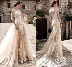 Quels sont les petits détails qui vous plaisent sur une robe de mariée ? 5
