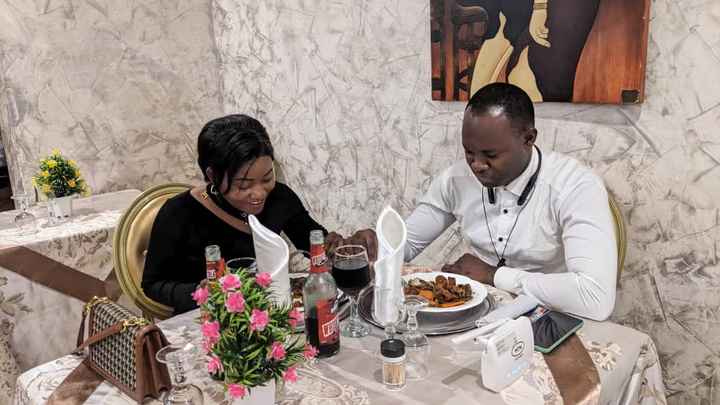 DINER EN AMOUREUX AU RESTAURANT WHITE HOUSE DE BONAPRISO