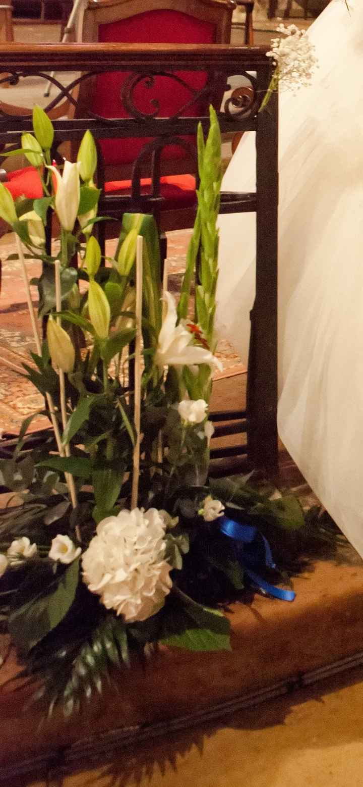 composition florale eglise