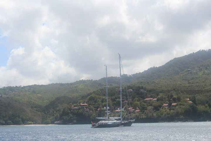 notre hotel vue du bateau