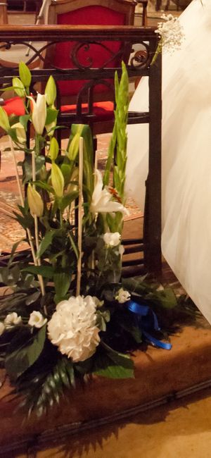 composition florale eglise