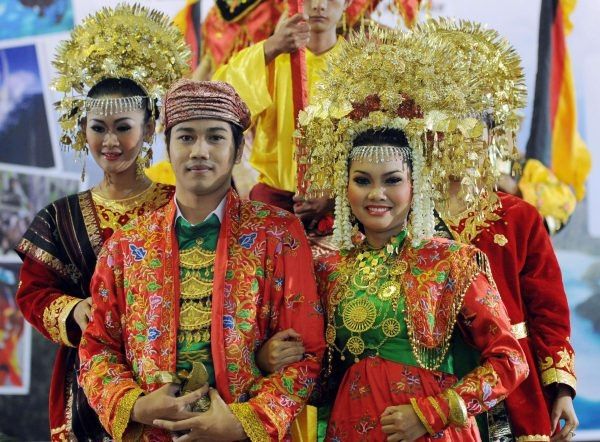 robe de de mariée indonesie