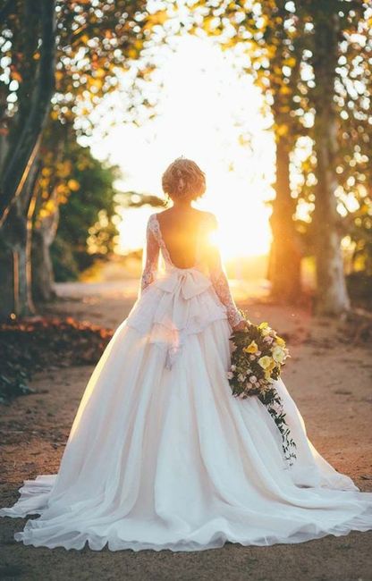robe de mariée avec noeud-3