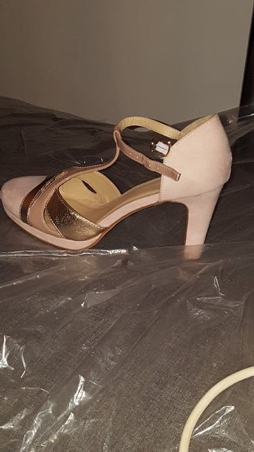 Mes chaussures sont trouvées! - 1