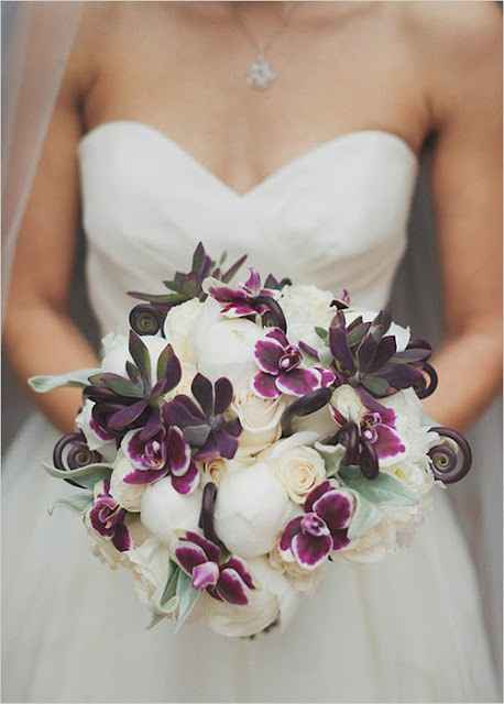 Bouquet violet à la recherche... - 1