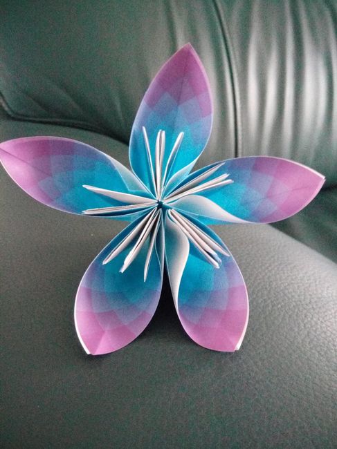 Fleur origami 1.1
