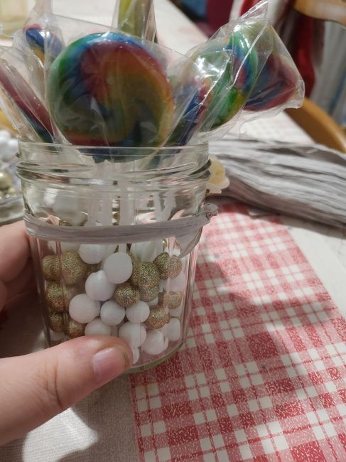 Petit pot de sucettes 3