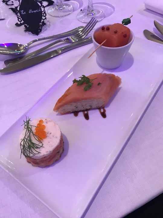 1 ere entrée saumon dans tout ses états