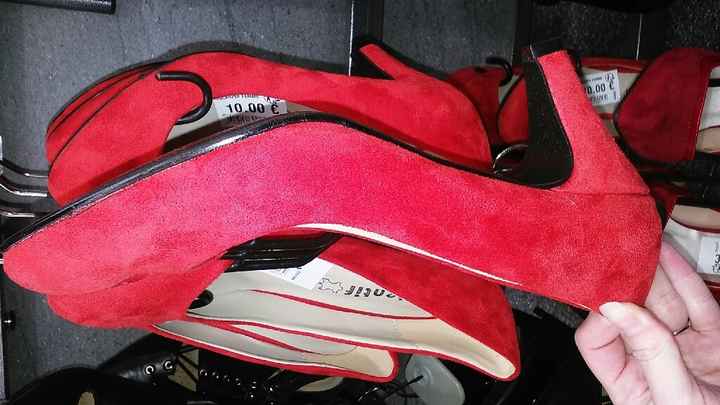 Chaussures rouges à babou ! - 2