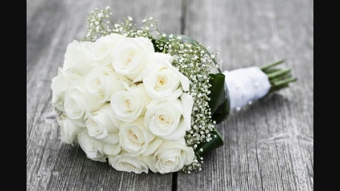 Bouquet rond vs bouquet cascade avis - 4