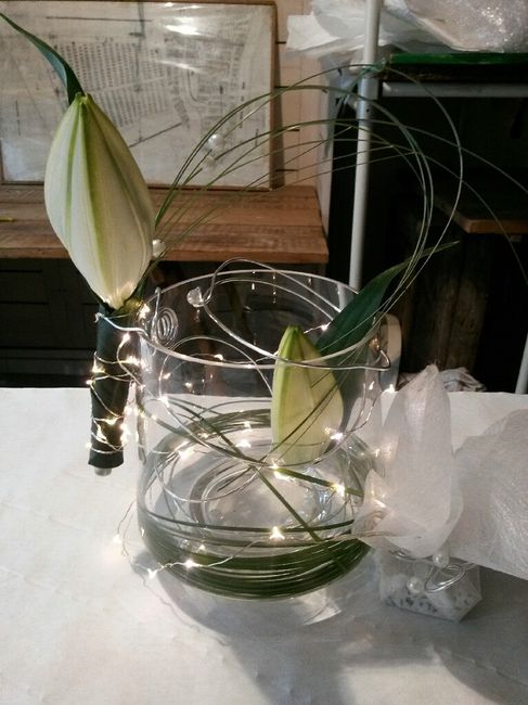 Voici mes essais compositions  fleurs par la fleuriste j adore - 3