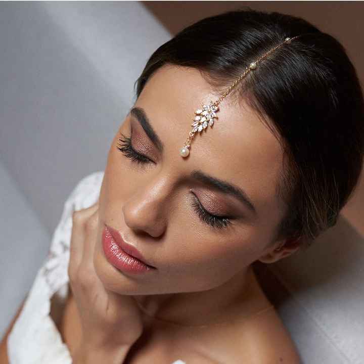 Quel style de bijoux est le plus approprié? - 1