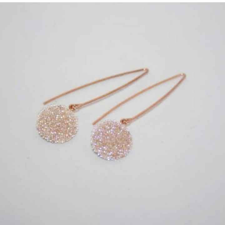 Montrez moi vos boucles d'oreilles - 1